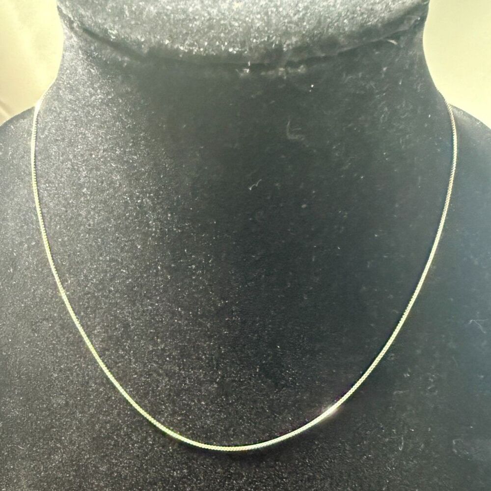 18" Sterling Silver Chain Necklace